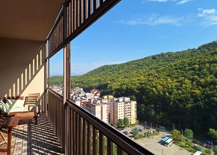 Spacious Mountain-View With Hot Tub And Free Parking 10 Min To Old Town